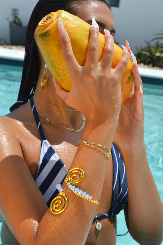 Single banded periwinkle cuff