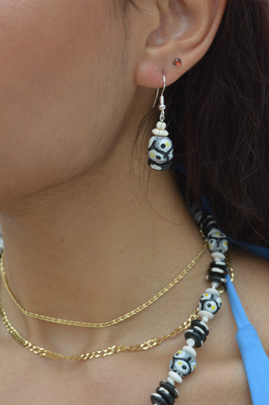 Pequitas Earrings