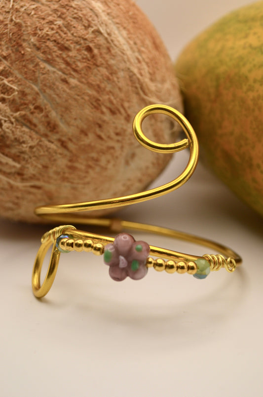 Petit Fleur Arm Cuff