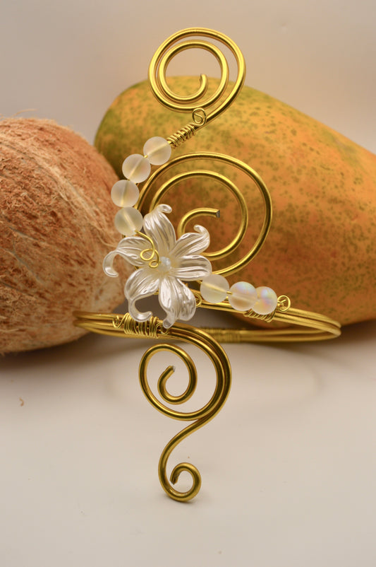 Flor Opal Cuff