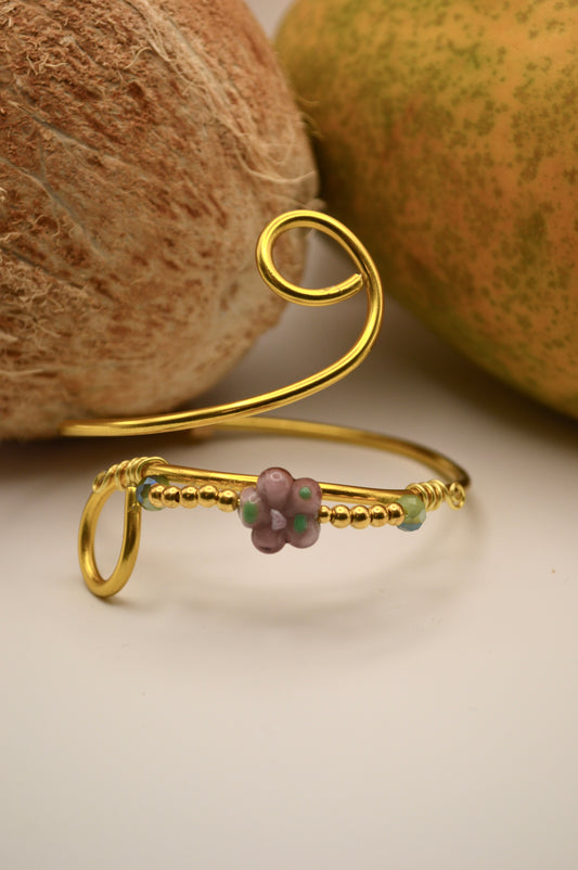 Petit Fleur Arm Cuff