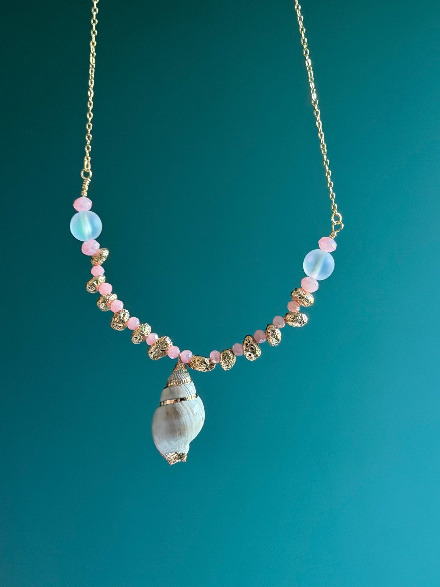 Ola Rosa Necklace