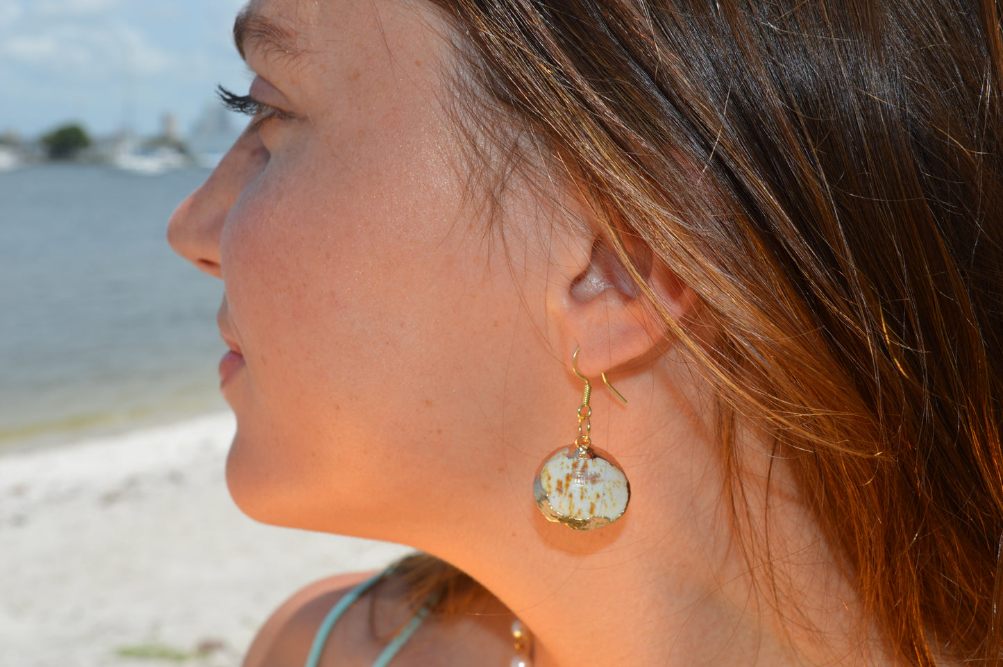 Brisa Seashell Earrings